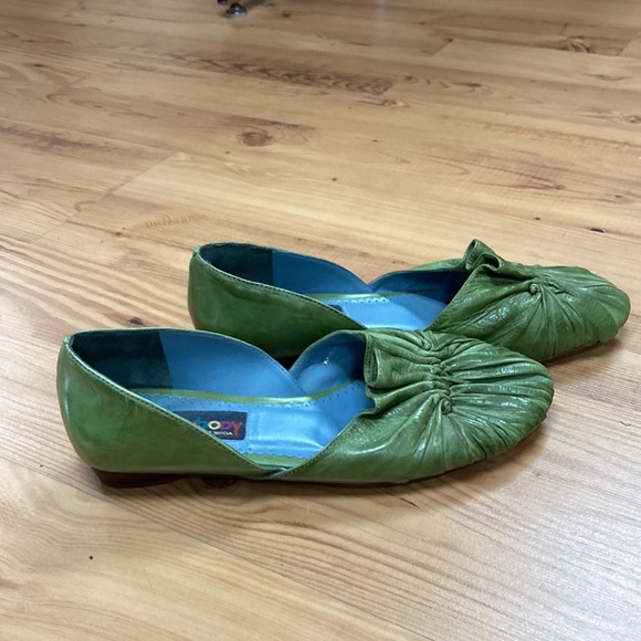 Everybody by Moda - Picture 2 of 5